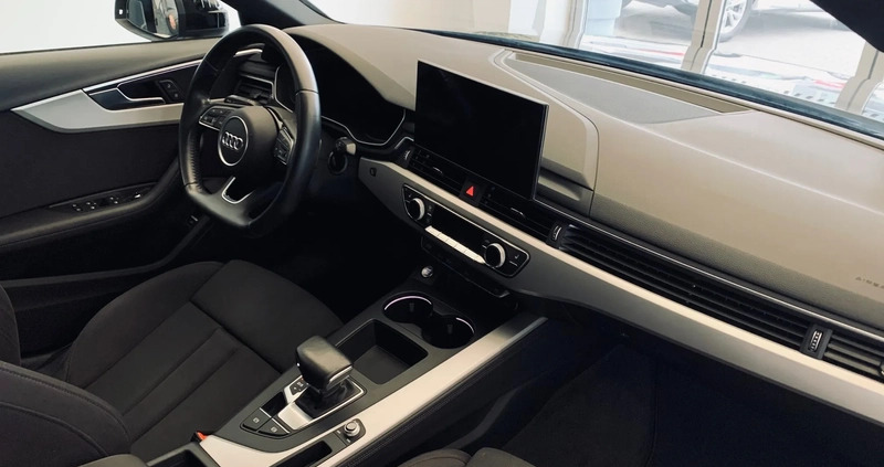 Audi A4 cena 144900 przebieg: 24657, rok produkcji 2020 z Pułtusk małe 379
